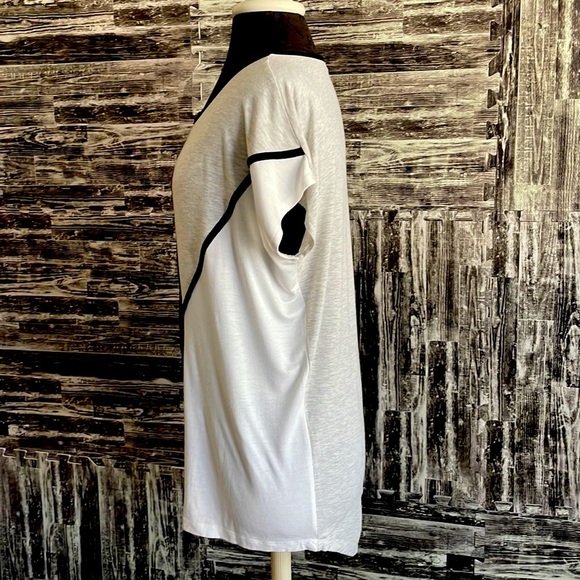 Design History Grey/black/white soft color block high low casual Color block top - Picture 2 of 7